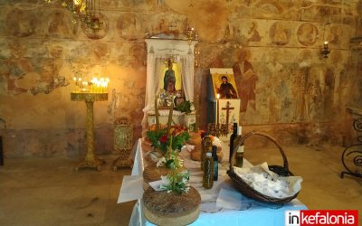 Γιορτάζουν τα Λουρδάτα την Παναγία των Βλαχερνών - Διώτισσα