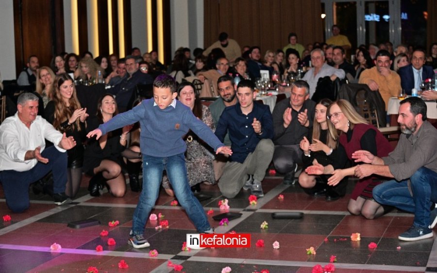 Δεν έπεφτε… καρφίτσα στην κοπή πίτας του ΚΤΕΛ Κεφαλονιάς!