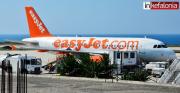 «Άνοιξε» την τουριστική σεζόν η Easy Jet! (εικόνες + video)