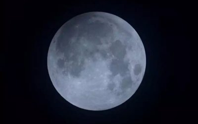 Απόψε η μεγαλύτερη έκλειψη Σελήνης του 21ου αιώνα - Πώς θα παρακολουθήσετε το σπάνιο φαινόμενο