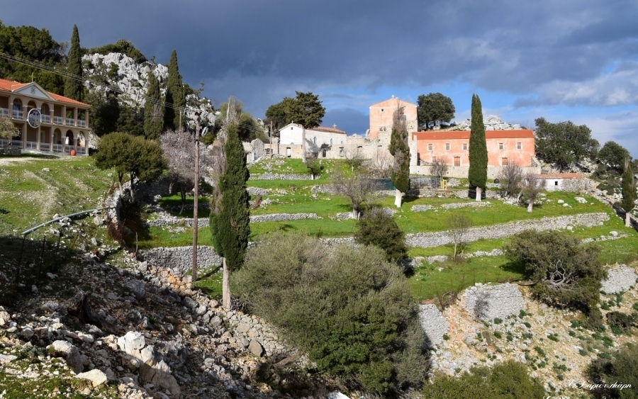 Η ακολουθία των χαιρετισμών στην Μονή της Άτρου