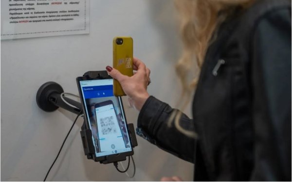 Ψηφιακή κάρτα εργασίας: Σε ποιους κλάδους και επιχειρήσεις θα εφαρμοστεί από τη Δευτέρα