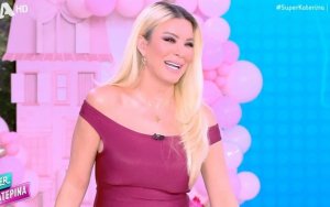 Κατερίνα Καινούργιου: Αποκάλυψε το φύλο του μωρού -Η πρώτη εμφάνιση στην εκπομπή, αφού ανακοίνωσε την εγκυμοσύνη