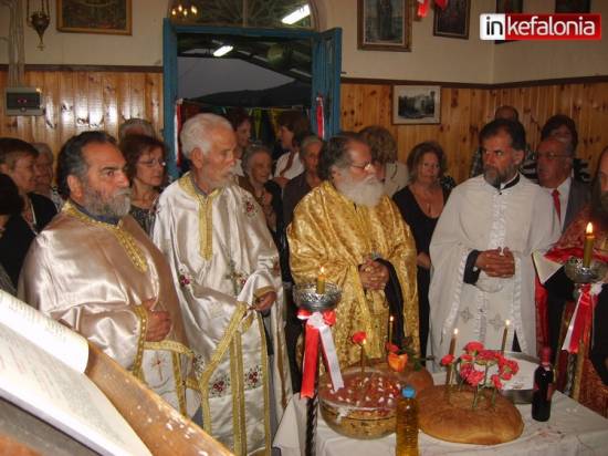 O Μέγας Εσπερινός στον Αγιο Νικόλαο Σχοινιά στα Τρωϊαννάτα