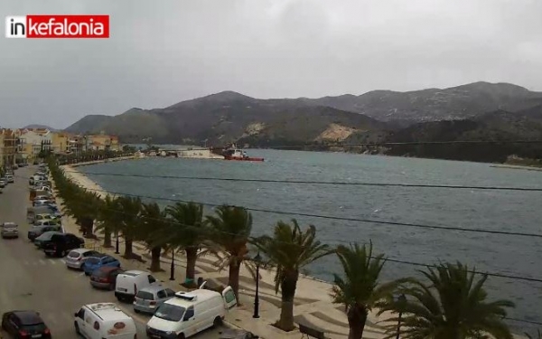 Θυελλώδεις άνεμοι σαρώνουν την Κεφαλονιά – Απαγορευτικό στην γραμμή Ληξούρι-Αργοστόλι