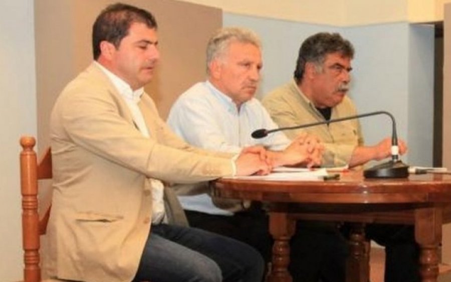 Λαϊκή Συσπείρωση Ληξουρίου: "Με αφορμή την τραγωδία στη Λάρισα, καλούμε την Δημ. Αρχή να προχωρήσει άμεσα στις κατεδαφίσεις σεισμόπληκτων κτιρίων"
