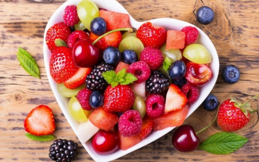 Τα 11 φρούτα που περιέχουν τη λιγότερη ζάχαρη