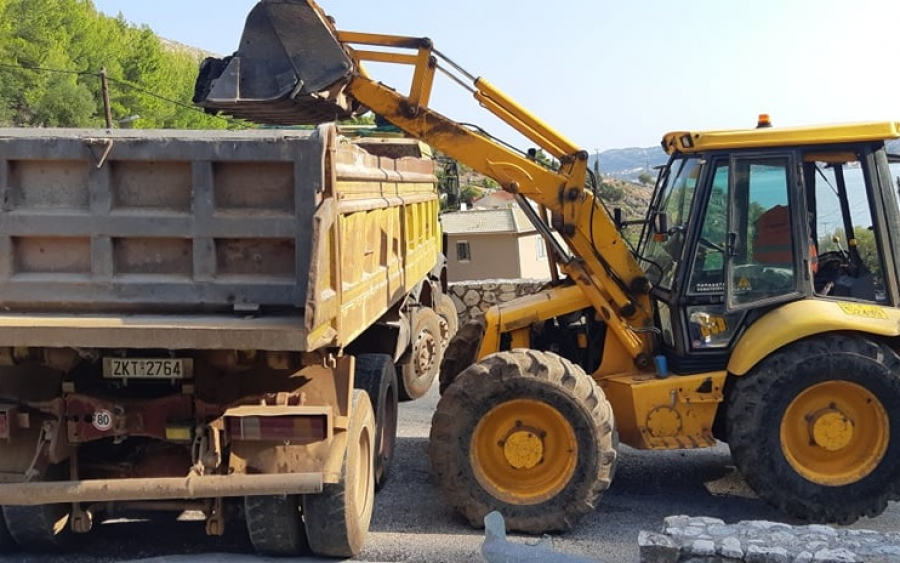 Αποκατάσταση δρόμου στον Αγιο Κωνσταντίνο