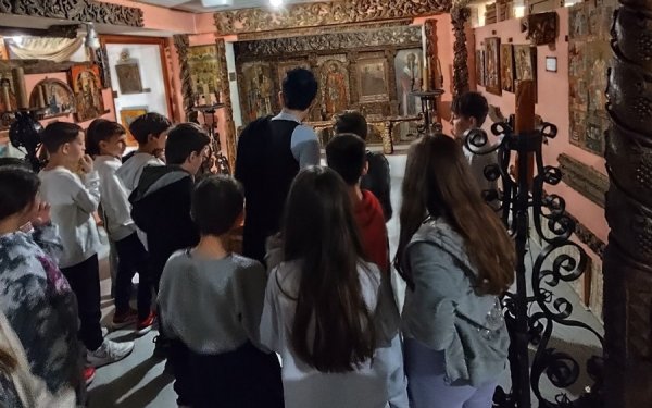 Μαθητές του 4ου Δημοτικού Αργοστολίου: Εκπαιδευτική εμπειρία στο Κοργιαλένειο: Ανακαλύπτοντας την παράδοση και τη γνώση