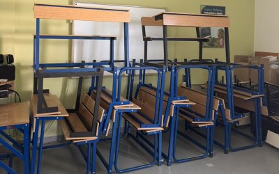 Διατίθενται δωρεάν σχολικά γραφεία