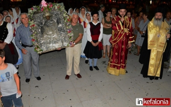 Απόψε η λιτάνευση της εικόνας του Άγιου Σπυρίδωνα στο Αργοστόλι για την μνήμη των θυμάτων των σεισμών του '53