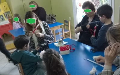 Έφτιαξαν λαμπάδες και άλλες πασχαλινές κατασκευές στο ''Κόκκινο Μπαλόνι''