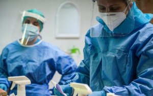 Κορονοϊός - ΕΟΔΥ: Χωρίς νέα κρούσματα η Κεφαλονιά, 1.142 συνολικά, 466 διασωληνωμένοι και 53 θάνατοι το τελευταίο 24ωρο (7/3)