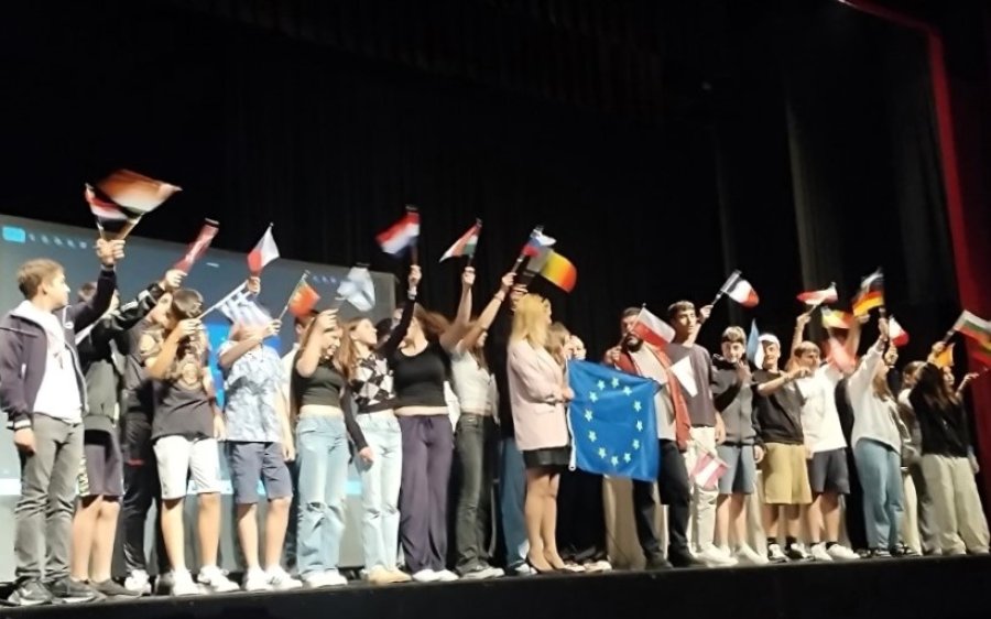 «Ενεργοί μαθητές – Υπεύθυνοι πολίτες: Ένα σχολείο που πρωτοπορεί»