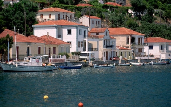 Υπό… διωγμόν οι ψαράδες στην Ιθάκη