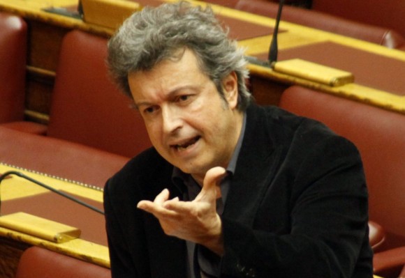 Ο Πέτρος Τατσόπουλος συζητά στην Κεφαλονιά για "Το Ποτάμι"