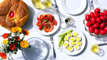 Φιλόπτωχο: Προμήθεια κρέατος για το πασχαλινό τραπέζι των απόρων οικογενειών