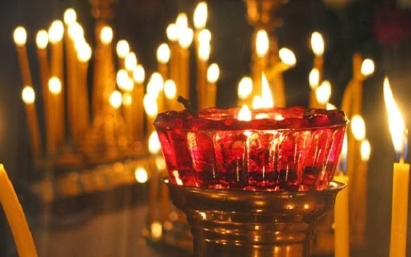 Ι.Ν.Σωτήρος Πόρου: Πρόγραμμα Ακολουθιών από 1-10 Αυγούστου