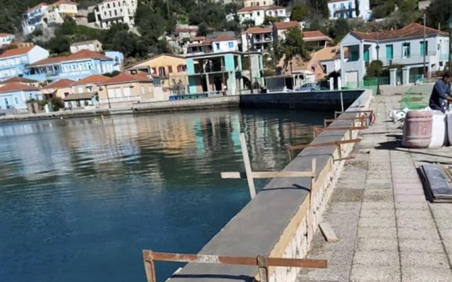 Συνεχίζονται τα έργα στην παραλιακή στο Bαθύ- Ολοκληρώθηκε η επισκευή των μουράγιων
