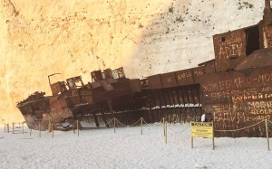 Μέτρα προστασίας στο &quot;Ναυάγιο&quot;- Περιφράχθηκε για την ασφάλεια των επισκεπτών
