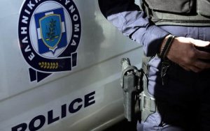 Αργοστόλι: Συνελήφθη αλλοδαπός για απόπειρα κλοπής σε περίπτερο