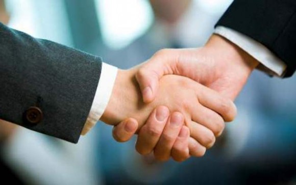 Ο Εμπορικός Σύλλογος η «ΚΡΑΝΗ» συγχαίρει την Βουλευτή για την επανεκλογή της