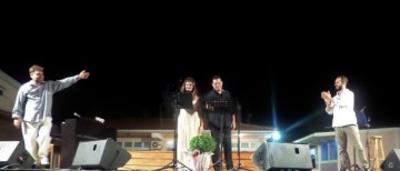 Λαοθάλασσα στη συναυλία του Παναγή Μπαρμπάτη στο Ληξούρι