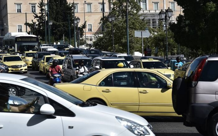 Τέλη κυκλοφορίας 2021: Ποιοι απαλάσσονται από την πληρωμή τους, πότε ανεβαίνουν στο taxisnet