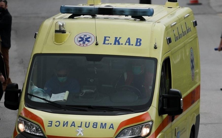 Κακοκαιρία - Πιερία: Νεκρή 50χρονη παιδίατρος που παρασύρθηκε με ΙΧ από χείμαρρο