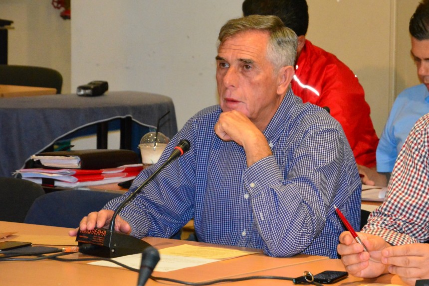 Βασίλης Ρουχωτάς: "Γιατί τόσο ζόρι στην αυλή του Βεζύρη;"