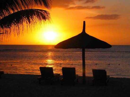 Το "Καλοκαιράκι" των Φατμέ έρχεται από το παρελθόν και μας δροσίζει!