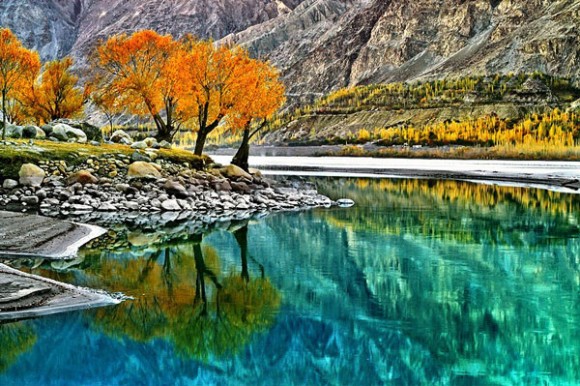 Πανέμορφες λίμνες!