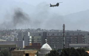 Αφγανιστάν: Η επόμενη ημέρα μετά την κατάληψη από τους Ταλιμπάν - Σκηνές χάους σε Καμπούλ