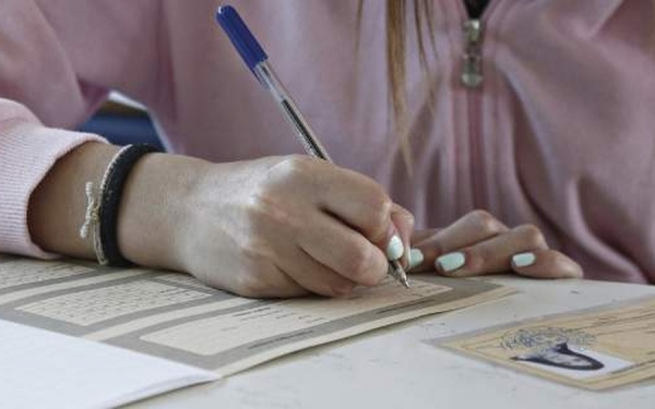 Πανελλήνιες 2017: Θέματα και απαντήσεις στη Νεοελληνική Γλώσσα ΕΠΑΛ