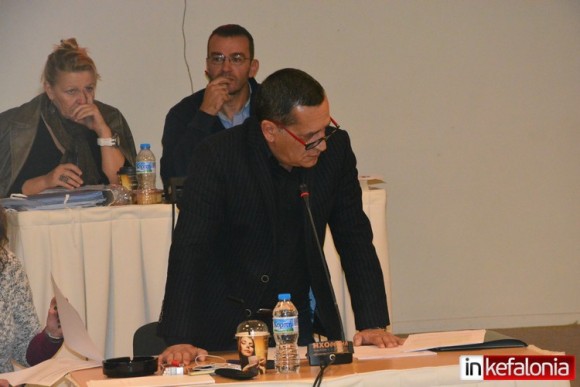 Δημοτικό Συμβούλιο: Σε ειδική συνεδρίαση το θέμα των καταγγελιών για το έργο της Κεντρικής Πλατείας