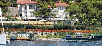 Η πολυτελής βίλα που έμενε ο Ερντογάν στη Μαρμαρίδα -Οι πραξικοπηματίες επιτέθηκαν σε λάθος μέρος