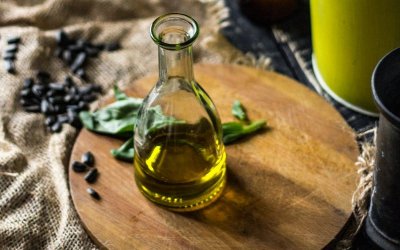 11 λόγοι για να τρως ελαιόλαδο κάθε μέρα