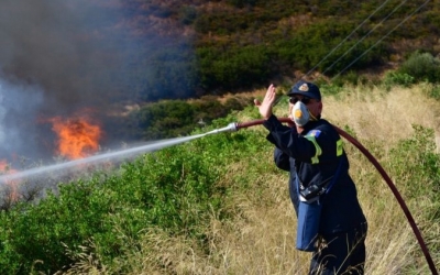 Εσβησαν γρήγορα τη φωτιά στην Αγία Ειρήνη