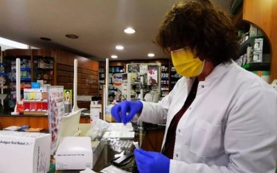 Τέλος τα δωρεάν self test από τα φαρμακεία στις 19 Ιουνίου