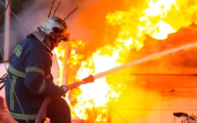 Ζάκυνθος: Απορριμματοφόρο πήρε φωτιά εν κινήσει - Η σωτήρια αντίδραση του οδηγού και των συναδέλφων του