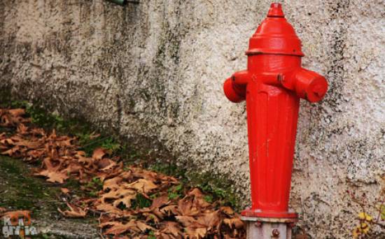 ΔΕΥΑΚ: Όποιος κλέβει νερό απο τους πυροσβεστικούς κρουνούς θα διώκεται ποινικά