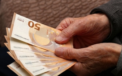 Αναδρομικά – Συντάξεις: «Επιστροφές» έως 204€ το μήνα! Σενάρια για καταβολή σε δόσεις
