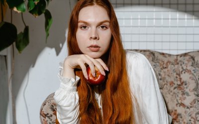 8 σημάδια που δείχνουν ότι δεν παίρνεις αρκετές βιταμίνες