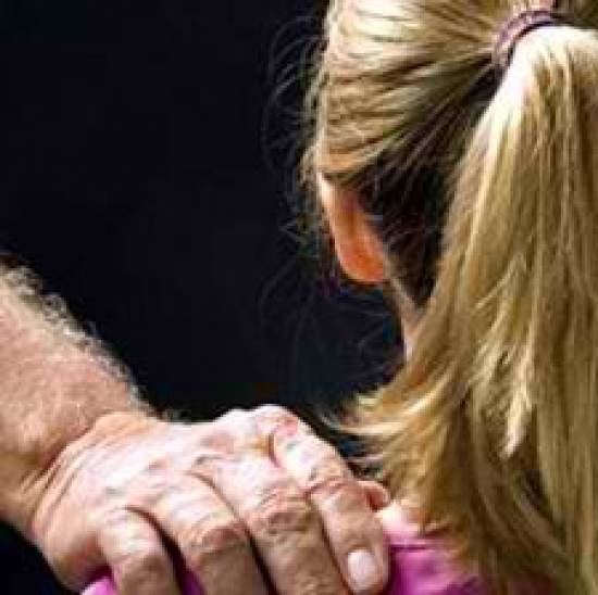 Χρήσιμες συμβουλές για την προστασία των παιδιών από πράξεις ασέλγειας ή κακοποίησης