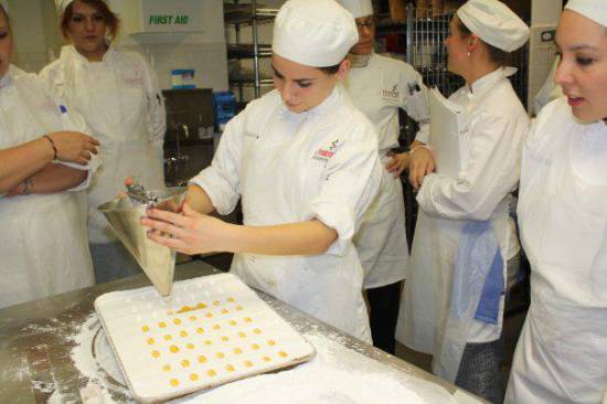 Η Κεφαλλονίτισσα που τρέλανε με τα γλυκά της τη Νέα Υόρκη!