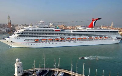 Συναγερμός στις ΗΠΑ: Δεκάδες κρούσματα κορoνοϊού σε πάνω από 60 κρουαζιερόπλοια