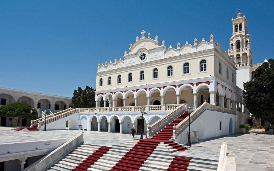 MENEGATOS TRAVEL: Τριήμερη εκδρομή στην Τήνο