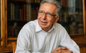 Ένα βραβείο και μία διάκριση για τον Κεφαλονίτη Καθηγητή Αθανάσιο Φωκά