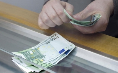 Παρελθόν από σήμερα το τραπεζικό απόρρητο για το νόμο Κατσέλη