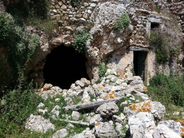 Το Ιστορικό Μαντρί στα Καμιναράτα